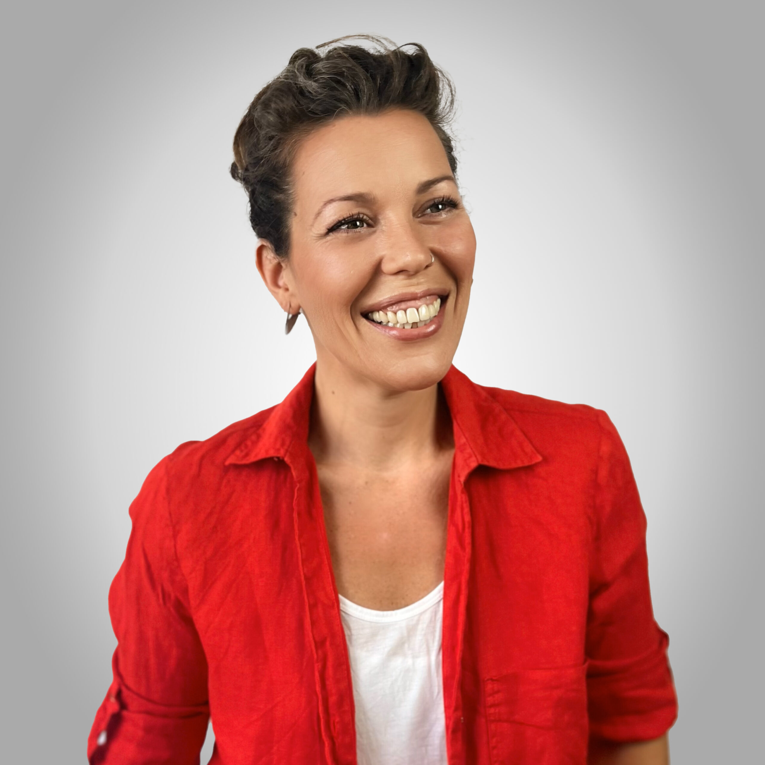 Yvette Wolbersyvette@tsolka.com